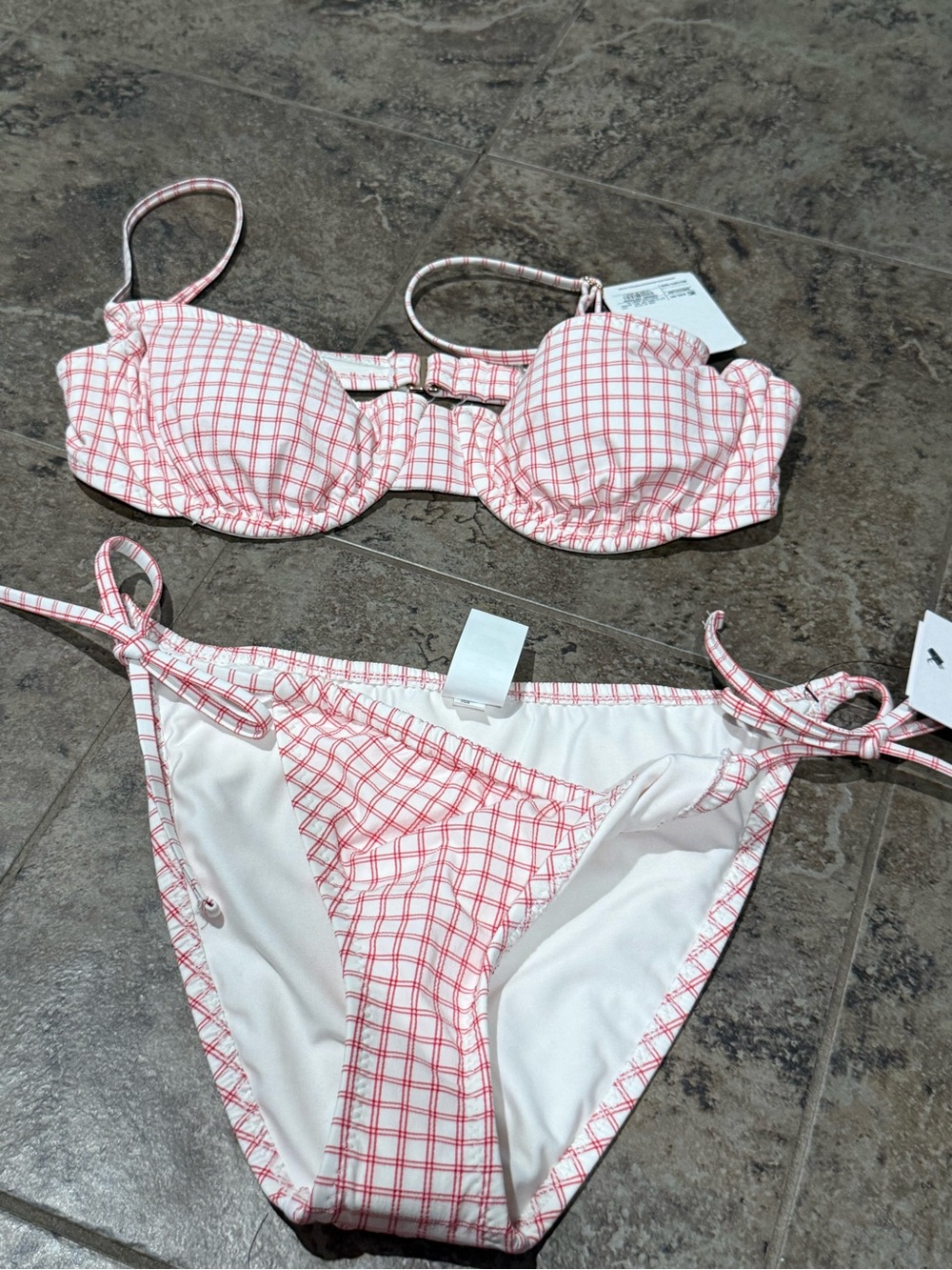 🫑Solid and Striped Bikini set red and white